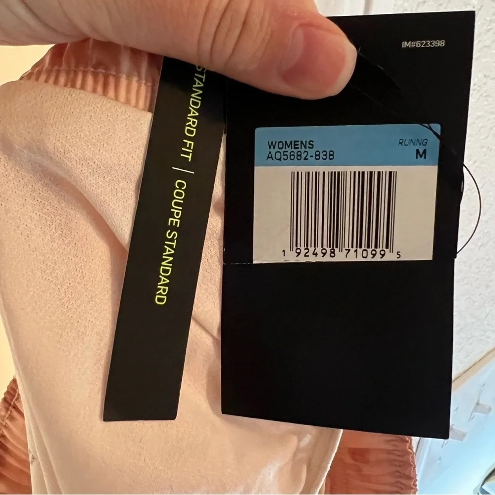 Nike new tags